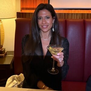 Meet your Posher, Alicia